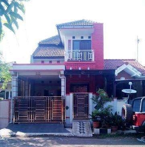 di sewakan rumah semi furnis duta bumi