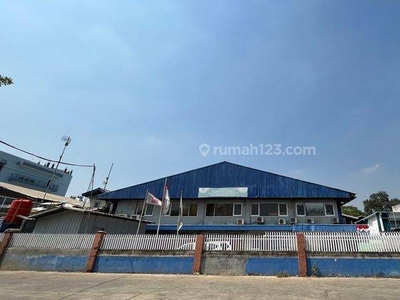 Dijual Cepat Ex Pabrik Siap Pakai Dengan Private Entrance Dan Akses Container 40 Ft di Daan Mogot Raya Km 10