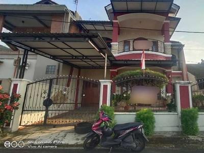 Dijual Rumah Bagus Minimalis 2 Lantai Tengah Kota