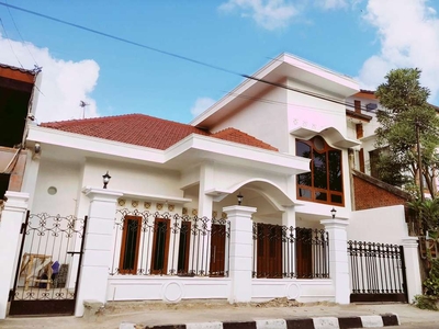 DIJUAL Rumah Mewah di Lokasi Elit Baciro - Kodya Yogyakarta