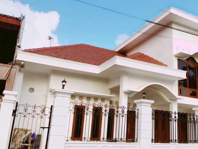 DIJUAL Rumah Mewah di Lokasi Elit Baciro - Kodya Yogyakarta.