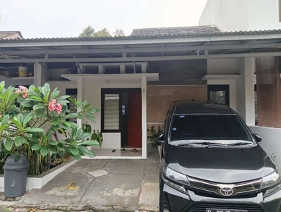 Dijual Rumah Suasana Sejuk JL Sangkuriang