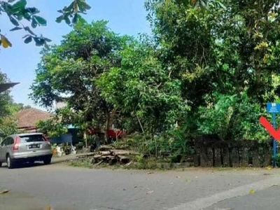 DIJUAL TANAH STRATEGIS DI AREA STADION MAGUWOHARJO , SLEMAN