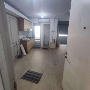 Disewakan Apartemen Gading Nias 2 BR dibobok menjadi Studio Besar