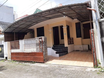 Disewakan Rumah Siap Pakai Lokasi Di Jl. Bukit Cemara Semarang
