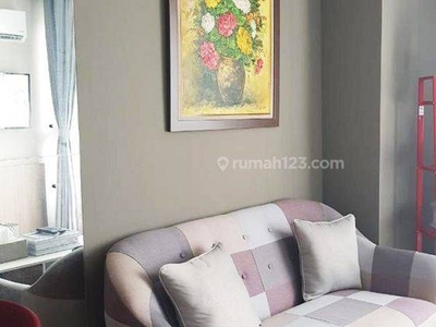 Jual Apartemen Bintaro Icon 2 Bedroom Lantai Sedang Furnished