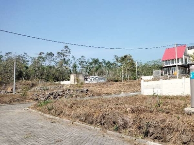 kavling udara dingin dekat kebun teh