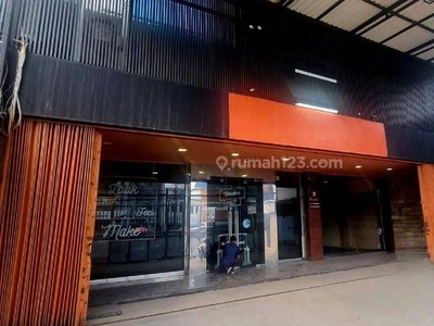 Ruko Muara Karang Raya 5 lantai (Ada Lift) Lokasi Strategis (Cocok untuk Bank/ Restoran)