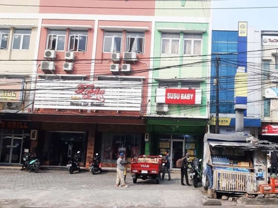 Ruko Siap Pakai Di Jl Dokter Sutomo, Karang Tengah, Tangerang
