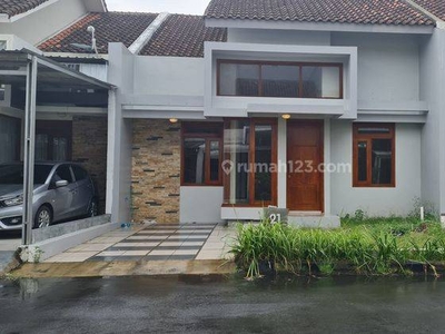 Rumah bagus di cluster elite pabelan kartasura solo