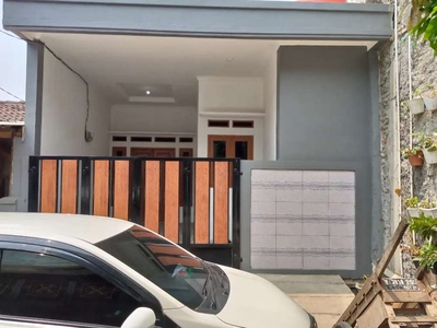 Rumah baru siap huni di perumahan Cipondoh makmur dkt Jakarta bisa KPR