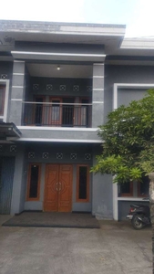 Rumah Cantik 2 Lantai dekat Puskesmas Ngaglik