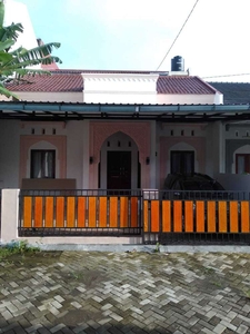 rumah cantik 2 lantai dekat Rs Margono Purwokerto