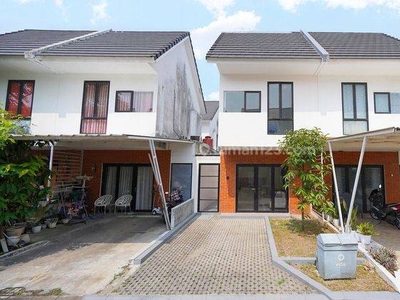 Rumah dijual cepat Vida Botanica Bekasi Nego Bisa KPR