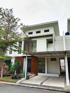 Rumah Dijual Halaman Belakang Luas Daerah JGC Jakarta Timur