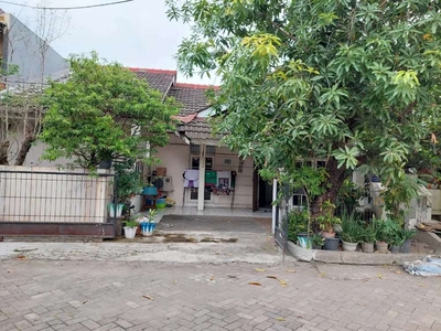 Rumah lokasi depan di Harapan Indah 1 Bekasi