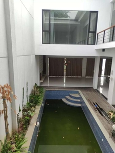 Rumah Lux Bagus SHM di Kota Baru Parahyangan