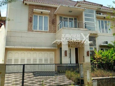 Rumah Mewah Dan Furnish Cocok Untuk Expatriat di Boulevard Villa Puncak Tidar vpt , Malang