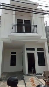 Rumah Mewah Minimalis Murah dekat RS Fatmawati Jakarta Selatan