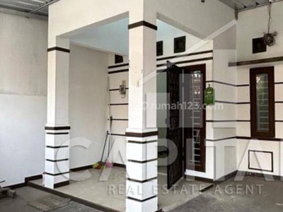 Rumah Renov Siap Huni di Taman Kopo Indah 3