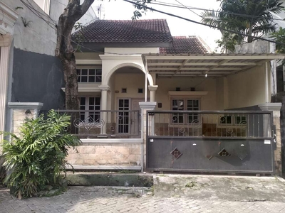 Rumah Taman Pondok Indah Wiyung Surabaya 1 Lantai Hadap Selatan