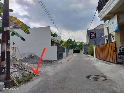 Tanah Muarh Sleman; Utara Jl. Damai; Dekat Kampus UGM