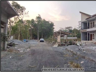 Tanah Premium Sleman Ngaglik 900 Meter UII Jogja Cocok Kost/Investasi