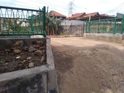 Tanah Tepi Jalan Cireundeu Tangerang Selatan Dekat Tol Simatupang