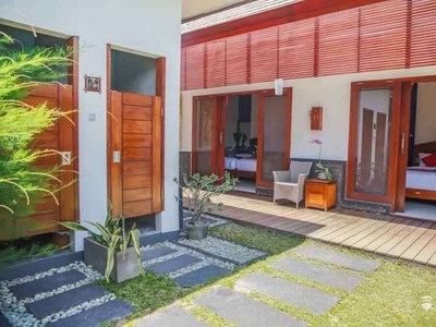 Villa Cantik Dijual di Area Seminyak