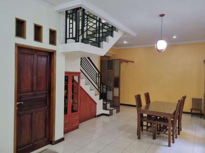 Rumah 4 Kamar Dikontrakan