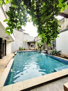 DD132 Rumah 409 m2 Private Pool Murah di Cibubur Jatisampurna Bekasi