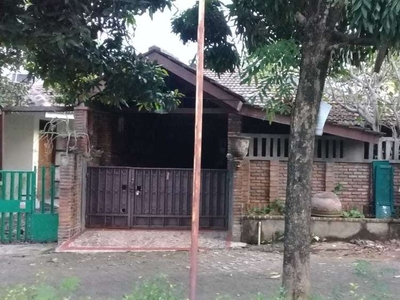 Dijual rumah Komplek Bukit nusa indah Jl. Cemara Serua ciputat Tangsel