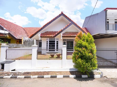 Dijual Rumah Siap Huni, Sudah Renovasi, Tanah Luas di Kota Bogor