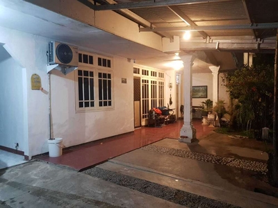 Dijual Rumah Siap Pakai Tenggilis Mejoyo