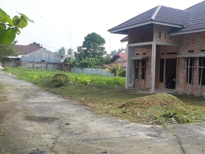 Dijual tanah bonus bangunan rumah