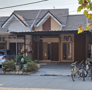 DIJUAL TANPA PERANTARA -- RUMAH di Mutiara Gading City, Cluster Torino