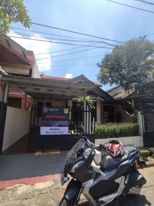 Disewa Rumah Siap Huni Lokasi Strategis Dekat STAN Area Bintaro Jaya