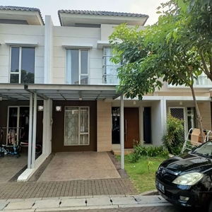 Disewakan cepat rumah golf island luas 6x15 semi furnish