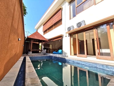 Disewakan Villa di Sanur dkt pantai Mertasari Bali