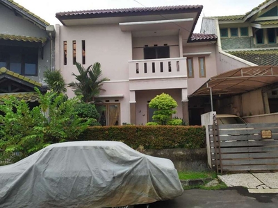 Jual Murah Rumah 2 Lantai Semi Furnished SHM di Jatibening, Bekasi