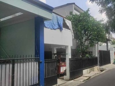 Jual Rumah bangunan lama dan sudah SHM