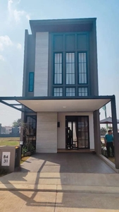 rumah 2 lantai free biaya KPR /5 juta lansung akad di tangsel