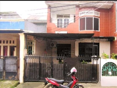 Rumah 2 Lantai Perum 3 Karawaci Tangerang