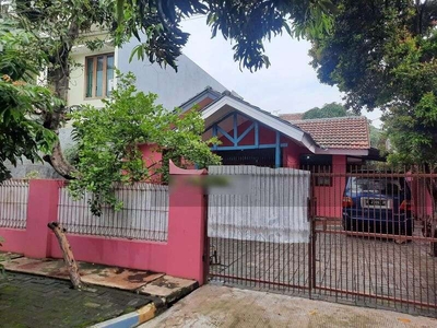 Rumah Asri Dan Luas