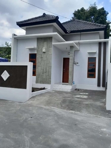 Rumah baru minimalis type 45/60 di Ken Arok A Yani Utara Denpasar
