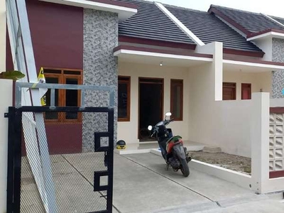 Rumah Baru Riung Bandung Dekat Tol Buahbatu