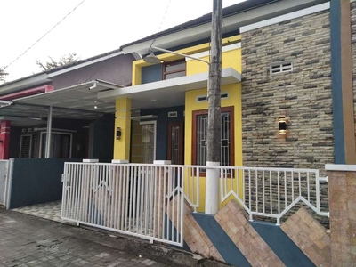 Rumah Baru Siap Huni Cantik Di jalan kaliurang KM 12, Sleman
