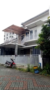 Rumah Candi Mendut Soekarno Hatta Dekat Kampus Brawijaya