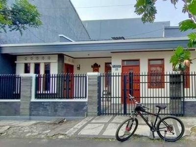 Rumah di Arcamanik di bawah 1 Milyar dalam Komplek