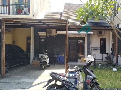 Rumah dijual BU 1,5 lantai di Komplek Grand Sharon Residence Bandung